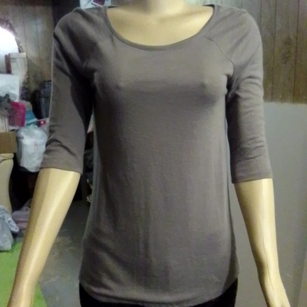 FINAL PRICE before donate! NWOT No Boundaries 3/4 Sleeve Hi/Lo Tunic Sz S junior